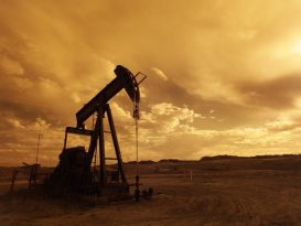 European oil firms seek U.S. licenses to export Venezuelan crude