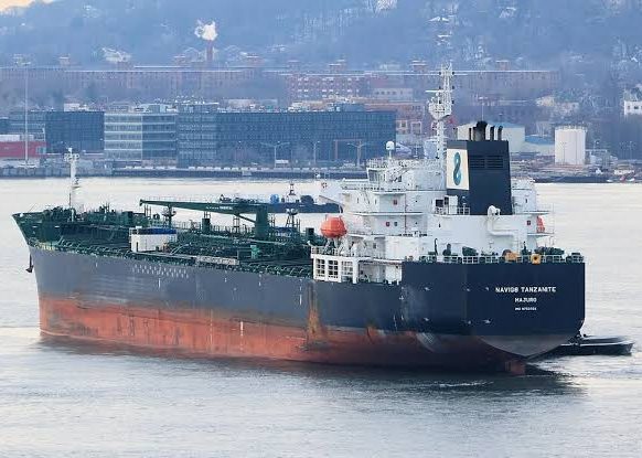 Oil above $100: supply routes become the new fault line of the global energy market